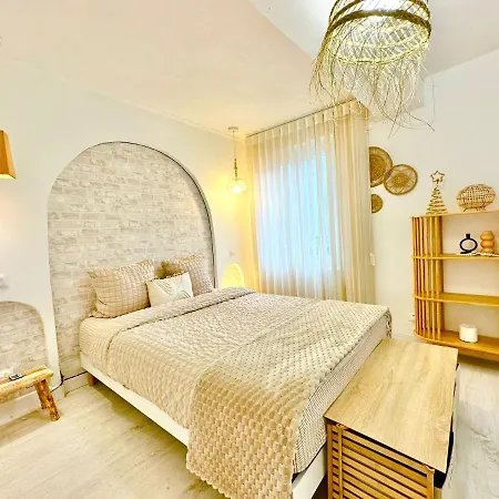 Apartment Perle Rare Du Centre-ville Evreux